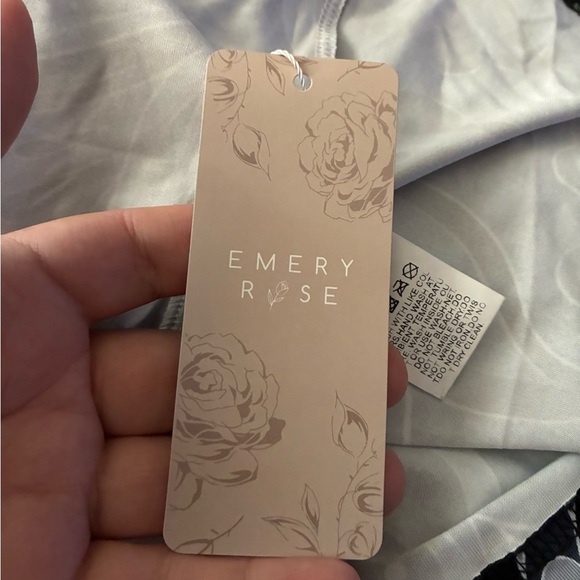 🆕 EMERY ROSE Plus Size Women's Printed Sleeveless Summer Dress 4X🆕 - Picture 12 of 12